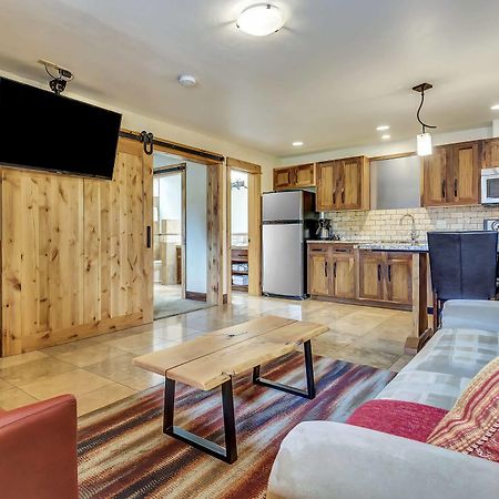 Wall Street Suites เบนด์ ภายนอก รูปภาพ