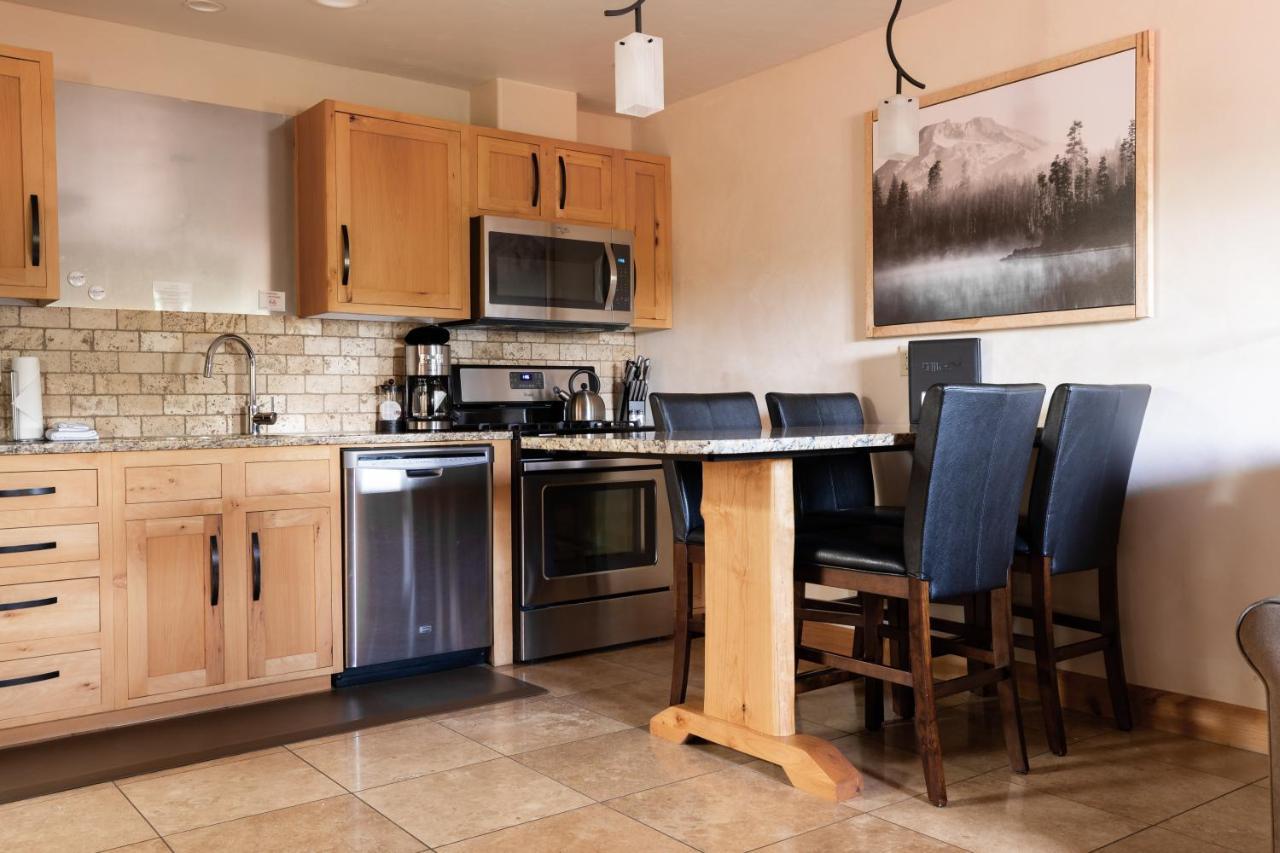 Wall Street Suites เบนด์ ภายนอก รูปภาพ