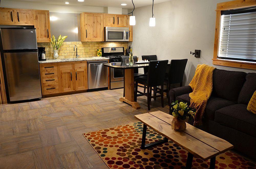 Wall Street Suites เบนด์ ภายนอก รูปภาพ