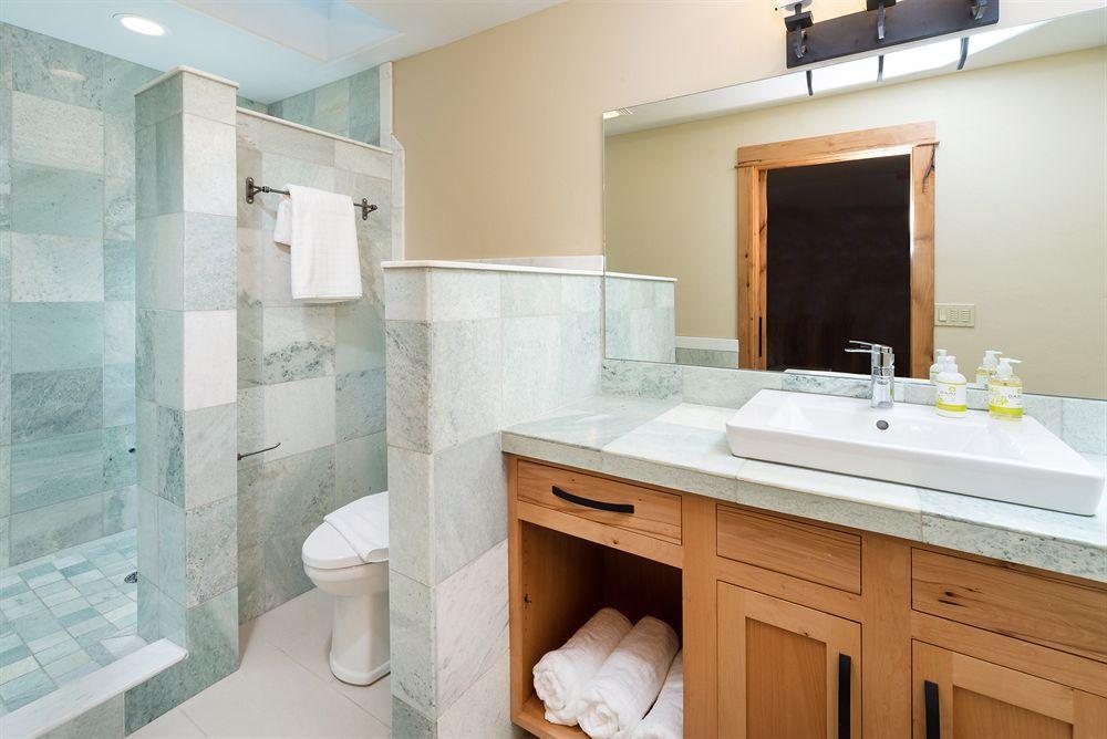 Wall Street Suites เบนด์ ภายนอก รูปภาพ